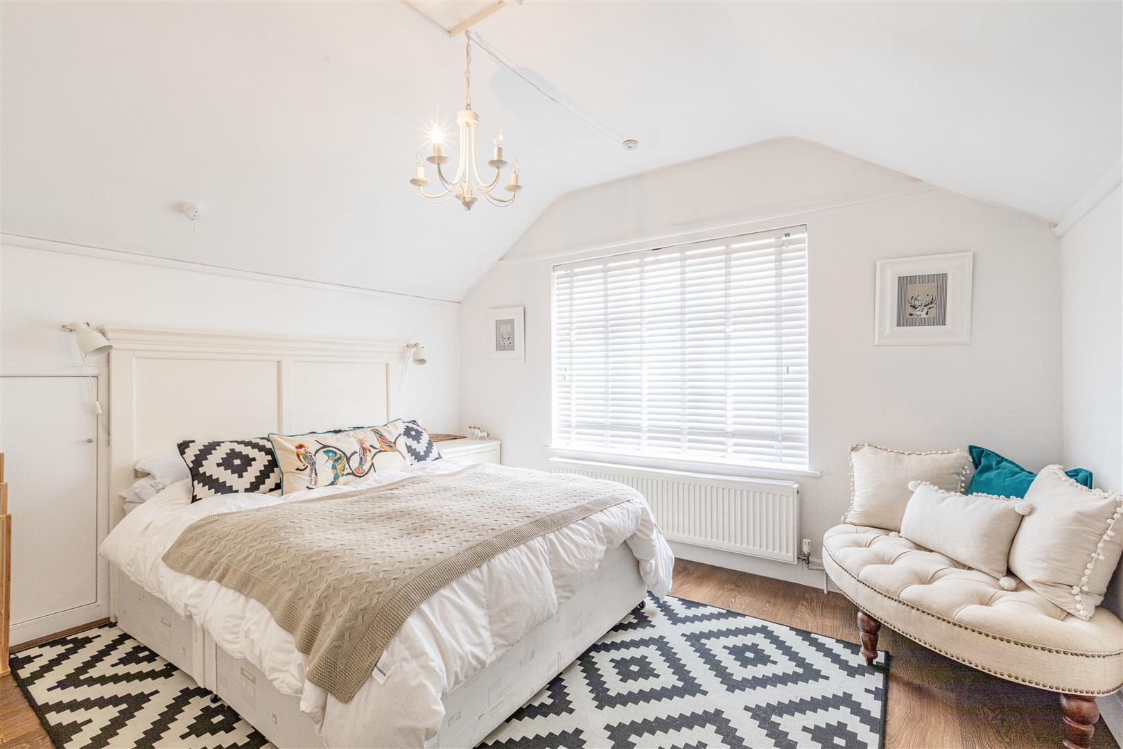 New Haw Road, New Haw Richard State